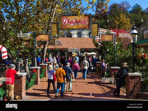 Entrance to Dollywood theme park, Pigeon Forge, Tennessee, USA Stock ...