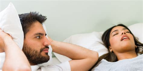 Pourquoi on ronfle ? Quelles solutions anti-ronflement ? Renight-Store