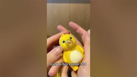 Keychain dino kuning - YouTube