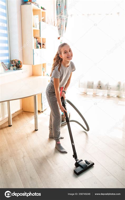 Teenage Girl Cleaning Her Room Vacuum Cleaner Children's Tidiness ...