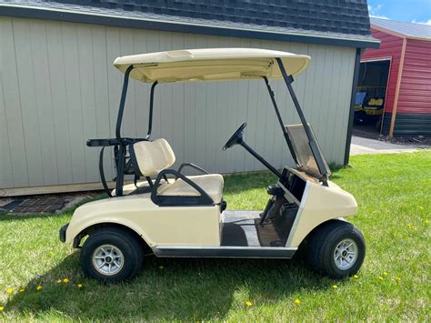 Golf Car or Golf Cart? What Is the Difference?
