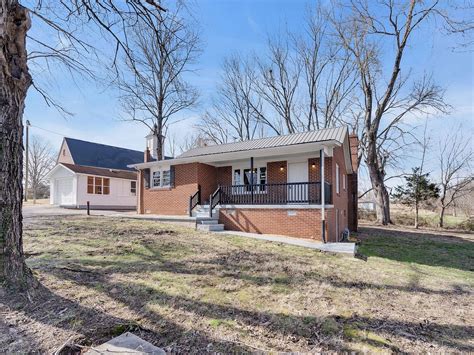 1720 Gainesboro Hwy, Baxter, TN 38544 | Zillow