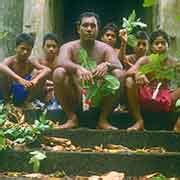 Micronesian People | Micronesia | Photos | OzOutback