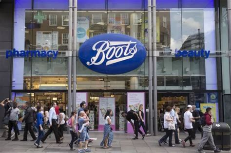 Boots 10% off for students is here to stay - Hull Live