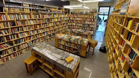 Libraccio, arriva l’all you can read - La Stampa