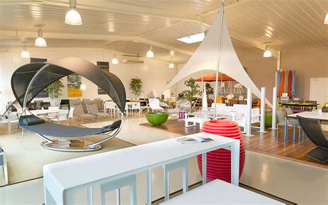 Magasin mobilier de jardin – l'Habis