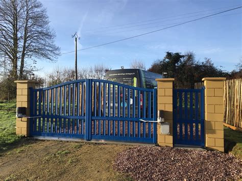 Motorisation portails Côtes-d'Armor : installation — Fermélec 22