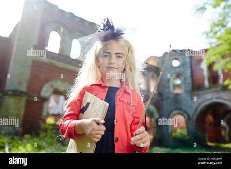 Blonde child costume hi-res stock photography and images - Alamy