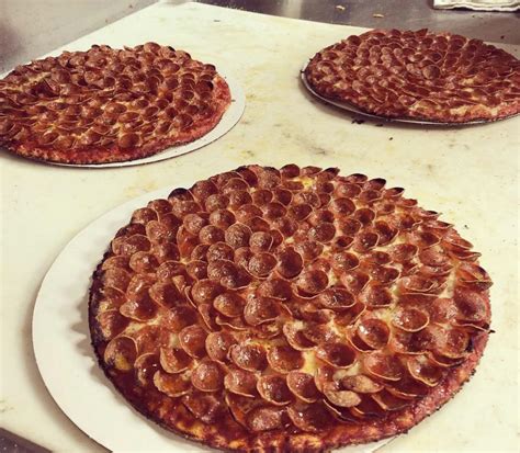 Perfection, Massey’s Pizza Columbus Ohio. : r/Pizza