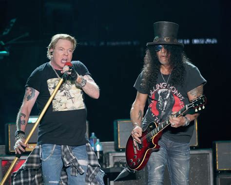 Guns N' Roses Announce Rescheduled Tour Dates for Summer 2021 - Rolling ...
