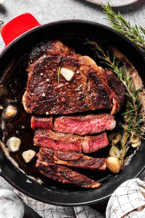 Forged Iron Skillet Steak Recipe - keto-diet