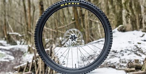 Best 29 Inch Mountain Bike Tires (& What 29er's to Avoid) - E Mountain ...