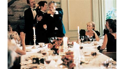 Repas au cinéma : 10 scènes cultes qui ont tourné au vinaigre | Les Echos