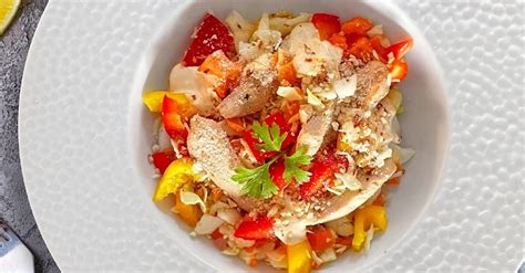 Salade de chou chinois poivron carottes et poulet au Thermomix