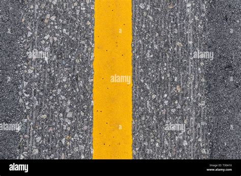 Road line route hi-res stock photography and images - Alamy