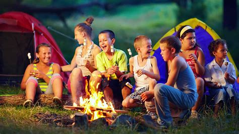 Revealed: The Best Camping Snacks for Kids - The Family Vacation Guide