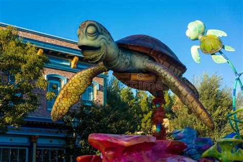 Disney California Adventure Pixar Parade Finding Nemo Editorial Image ...