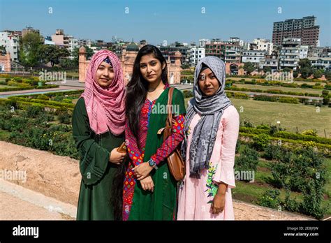 Pretty dressed up girls in the Lalbagh Fort, also Fort Aurangabad ...