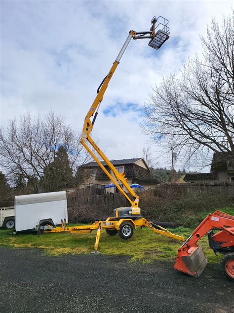 Boom Lift, Tow Behind 45' - Allen Rental Tools & Equipment