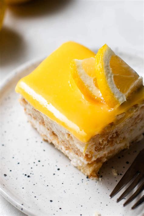 Fresh Lemon Tiramisu - Eats Delightful