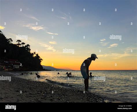 Beachcomber hi-res stock photography and images - Alamy