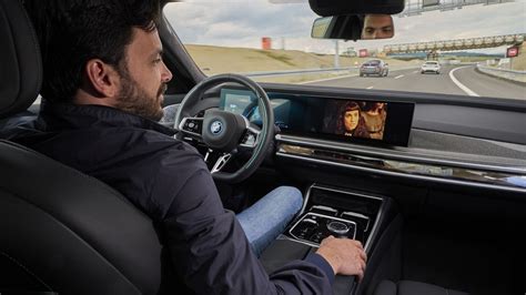 BMW offers Level 3 automated driver-assist system in 7-Series