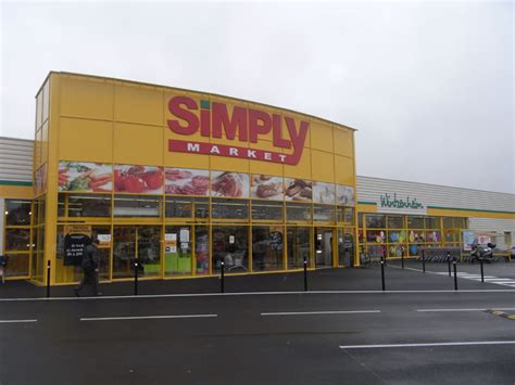 Simply Market assume part-time e full-time nei reparti ortofrutta e ...