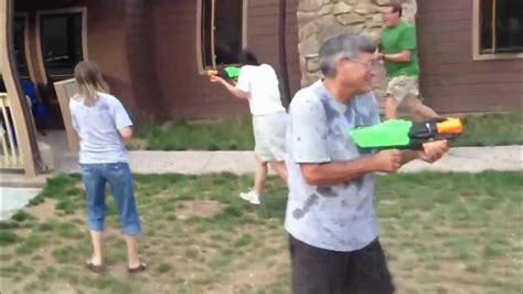 Squirt gun war - YouTube