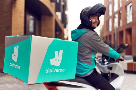 Deliveroo Plus : la livraison gratuite pendant un an avec Amazon Prime