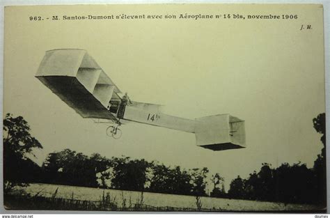Aviateurs - Mr SANTOS DUMONT S'ÉLEVANT AVEC SON AÉROPLANE n° 14 bis ...