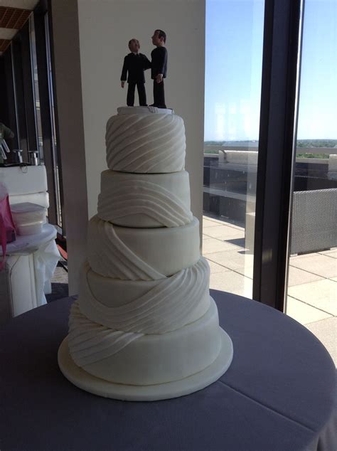 Two men wedding cake | Wedding men, Cake, Cake decorating