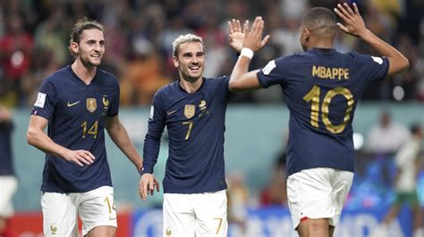 France 4-1 Australia: Mbappe, Giroud shine as Les Bleus get off to ...