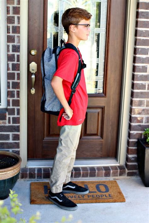 5 Back to School Fashion Trends & Must-Haves for Boys | Mom Fabulous
