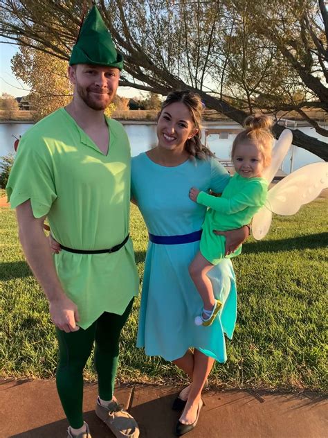 Wendy darling and peter pan halloween costume contest at costume works ...