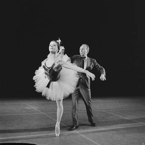 Rare PHOTOS of legendary Ballets Russes on tours abroad - Russia Beyond