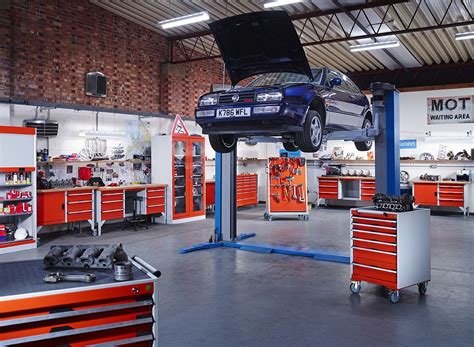 Auto Mechanic Shop Equipment