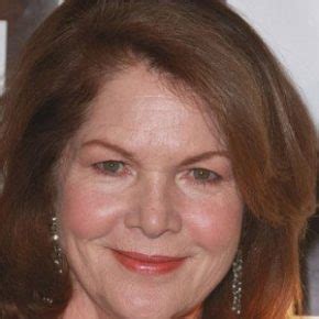 Lois Chiles Feet Age Wiki Boyfriend Measurements