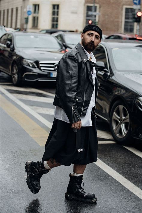 Milan Fashion Week SS23 Street Style Is Keeping It Simple and Chic ...