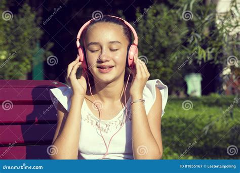 Girl listening to music stock image. Image of girl, lady - 81855167