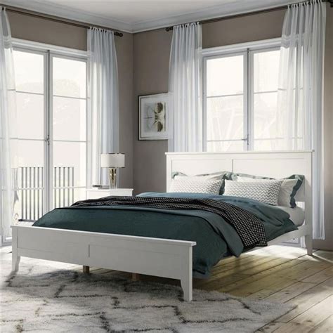 Modern Simple White Solid Wood Platform Bed Frame, Queen Size - Walmart.com