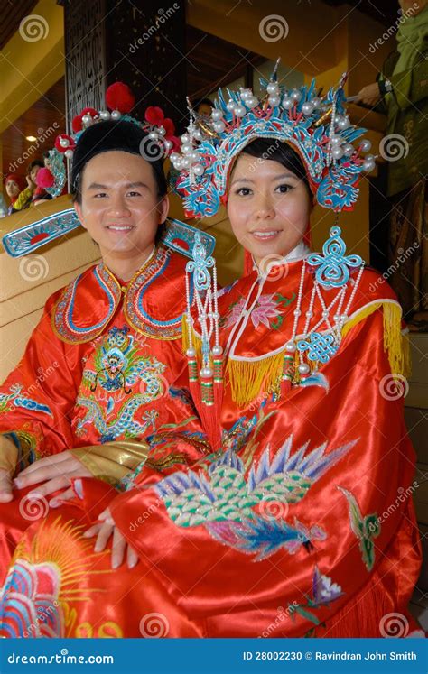 Chinese wedding couple editorial image. Image of china - 28002230