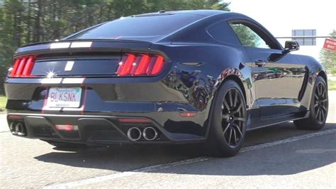 Straight Piped Mustang GT350 -LOUD Acceleration!