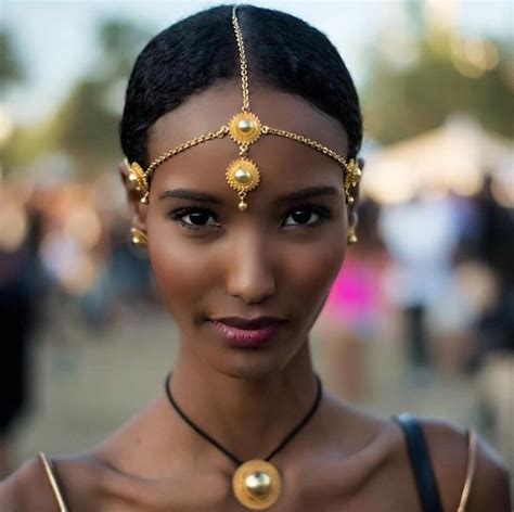 Slender Black Women | Ethiopian jewelry, Ethiopian beauty, Beautiful ...
