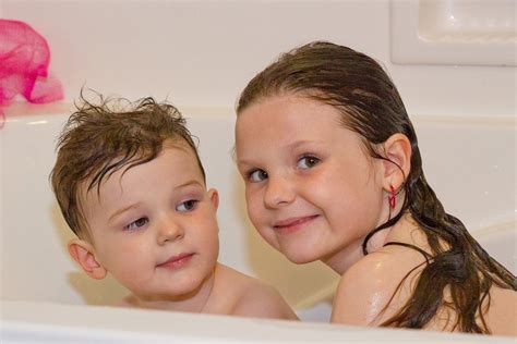 When Siblings Should Stop Bathing Together | POPSUGAR Family
