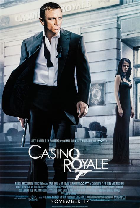 James Bond: All 3 Casino Royale Adaptations Explained