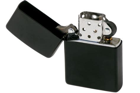 Zippo Classic 218-002801, Black Matte, lighter | Advantageously ...