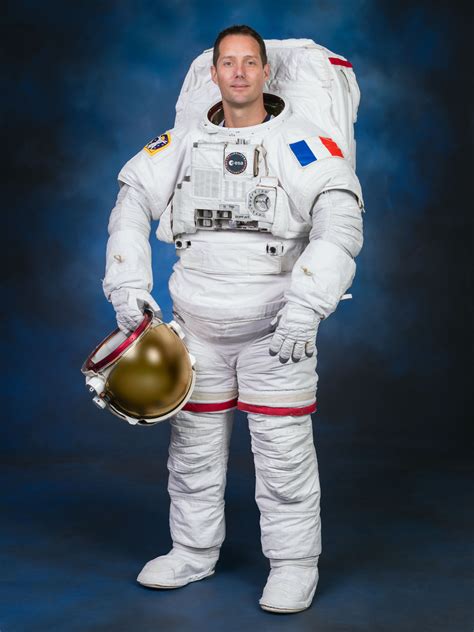 Astronaut & Samantha Kelly