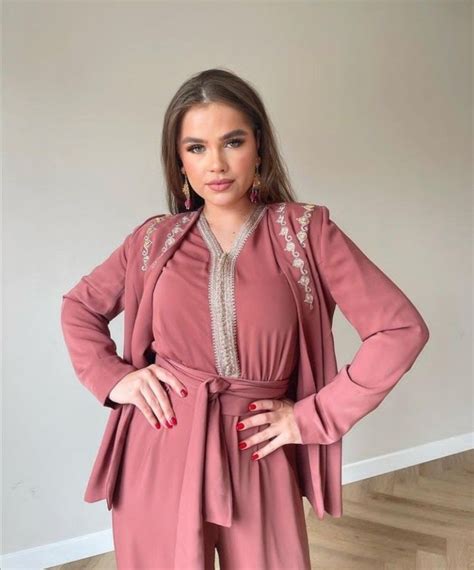 Combinaison 🇲🇦🕊️ | Moroccan fashion, Hijabi fashion casual, Moroccan ...