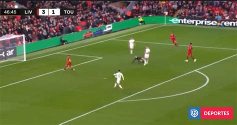 Dentro del área y sin arquero: el increíble gol perdido de Gabriel ...