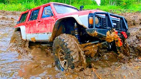 MUD OFF-ROAD 4x4 Uphill Challenge | RC Nissan Patrol DESTROYS RC Jeep Cherokee!